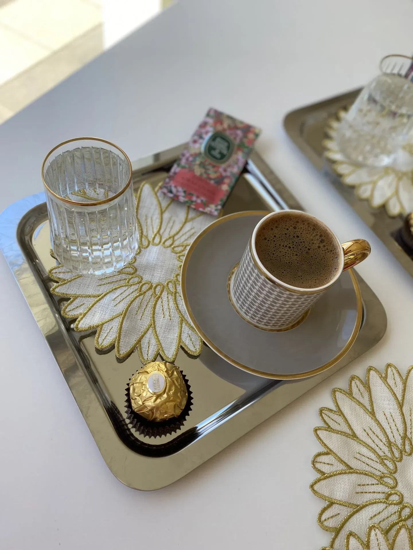 Daisy | 6’lı Kokteyl Peçete | Ekru&Gold
