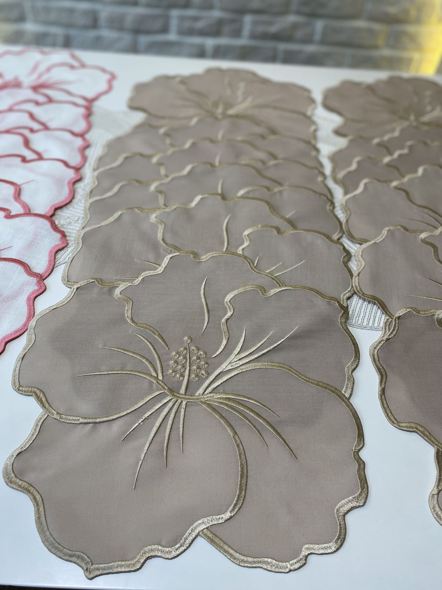 Hibiskus | Amerikan Servis | Cappuccino