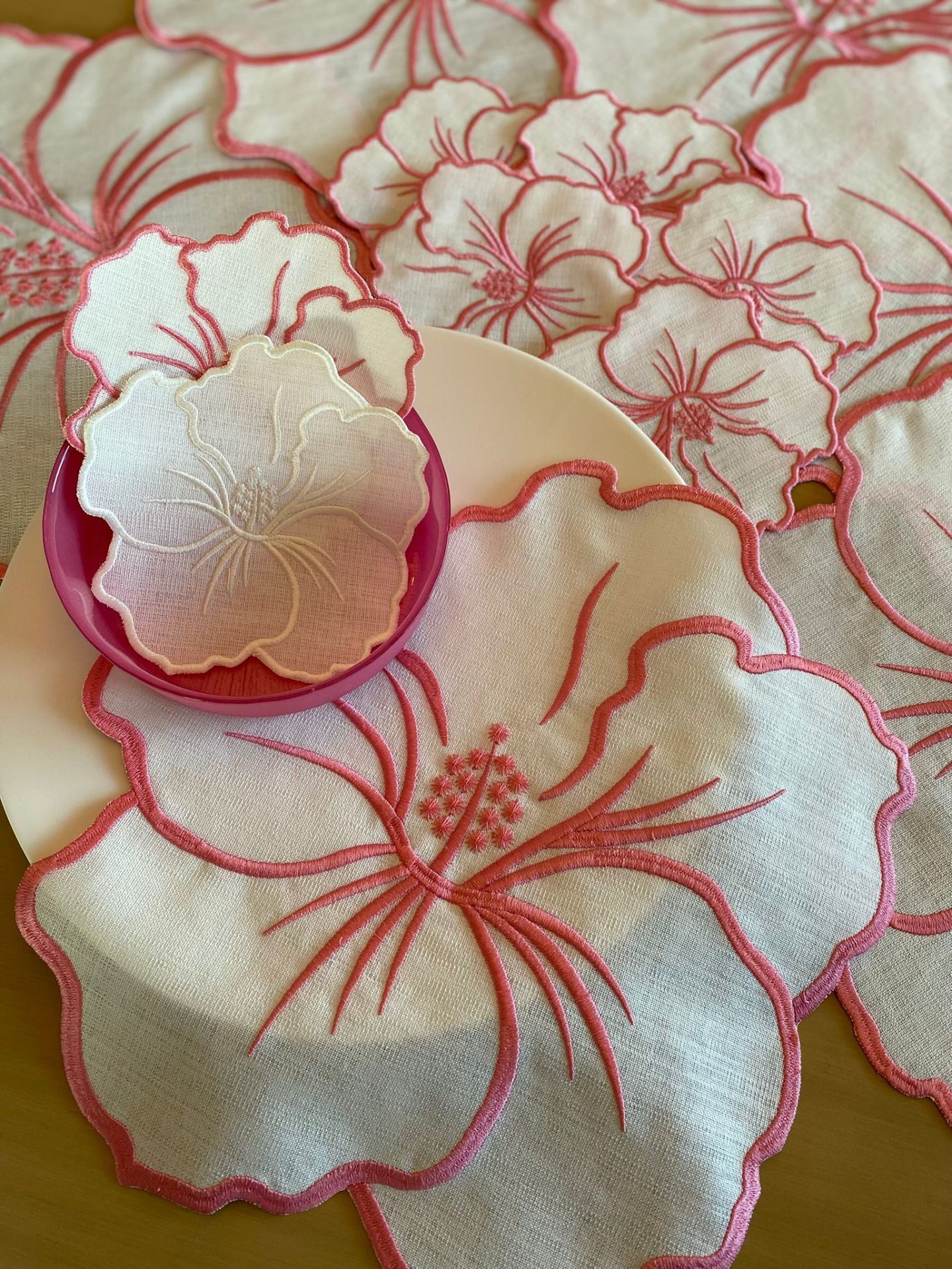 Hibiskus | Amerikan Servis | Ekru & Pembe