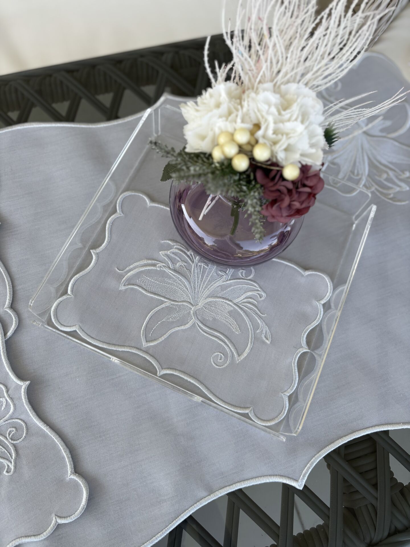 Lilyum | Tepsi Örtüsü | Gri